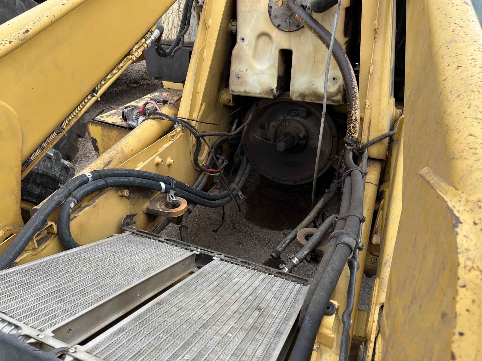 ./imagenes/INVOICE/2019/17259/RETROEXCAVADORA CATERPILLAR 416D (5).JPG